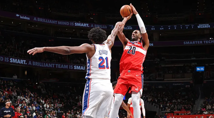 湖人 vs 热火 | NBA常规赛赔率 | 投注指南与深度前瞻