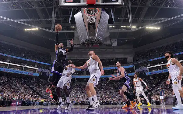 克利夫兰骑士 vs 多伦多猛龙｜NBA常规赛前瞻｜数据解析与投注指南