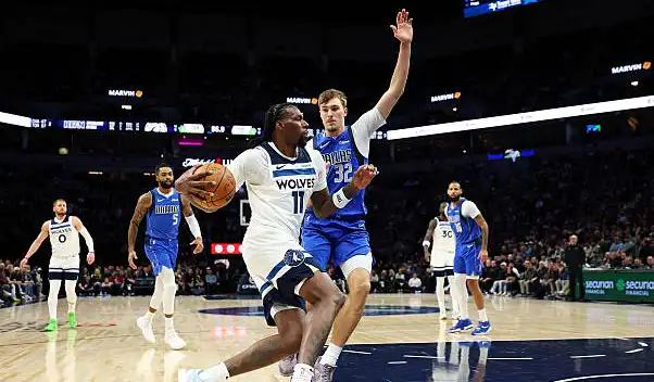 雄鹿vs76人｜NBA预测｜盘口解析与投注指南