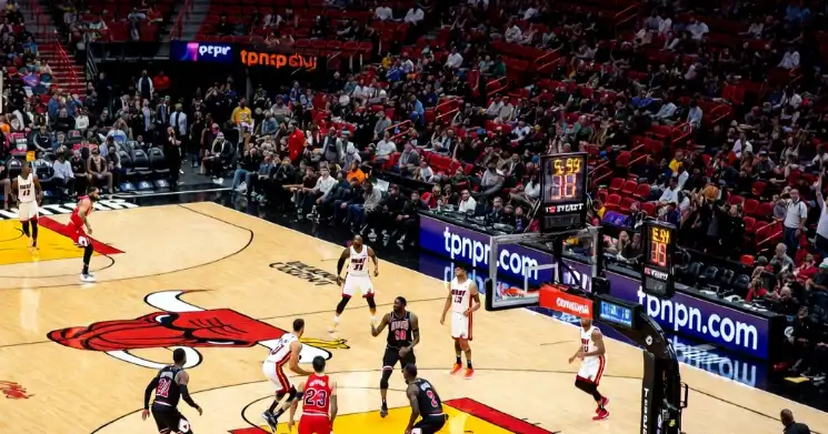 公牛vs热火｜NBA预测｜盘口解析与投注指南