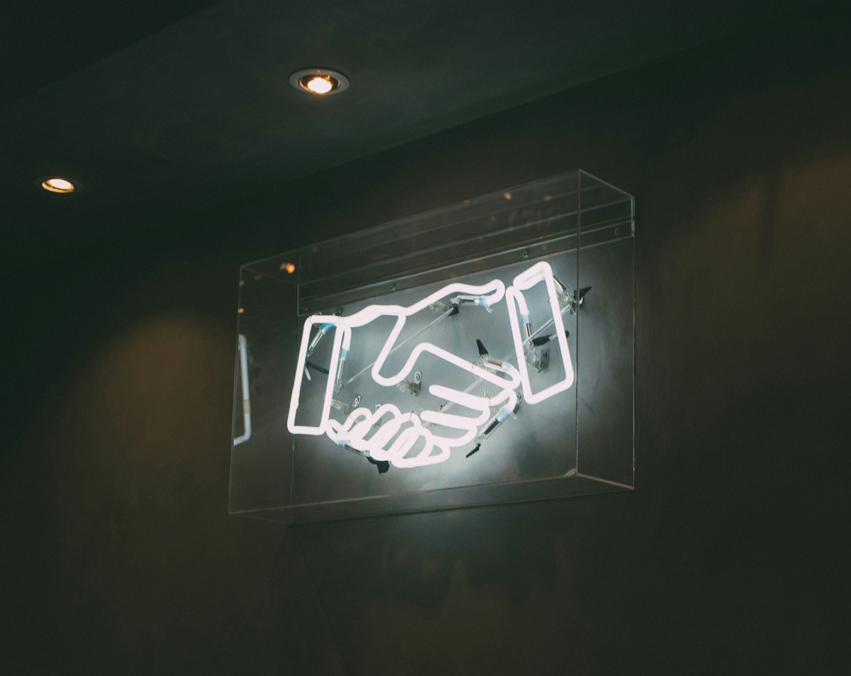 Underdog通过与Crypto.com合作在得州和加州推出串关投注