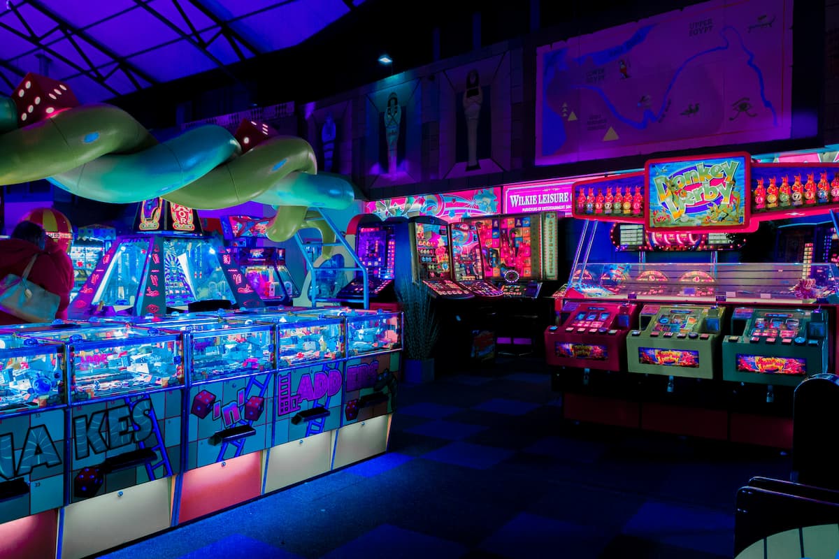 杰克·保罗推出Betr Arcade,在29个州提供真人货币“技能游戏”