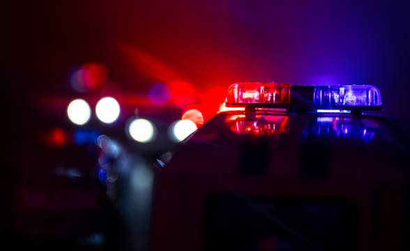 警方逮捕引诱富豪投注者抢劫的女子