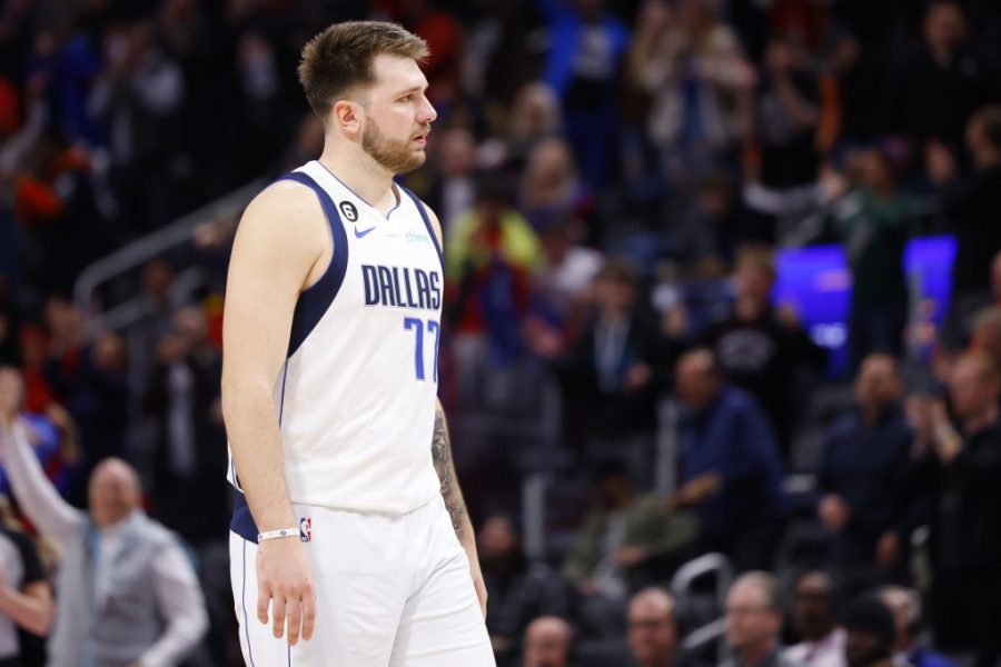 小牛队VS尼克斯队的赔率、让分和预测（12月3日）