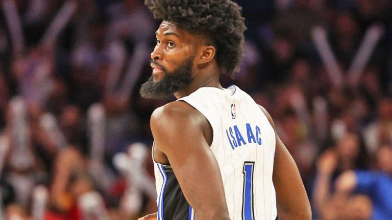 乔纳森-艾萨克伤情更新：魔术队前锋接受结束赛季的手术，修复撕裂的内收肌