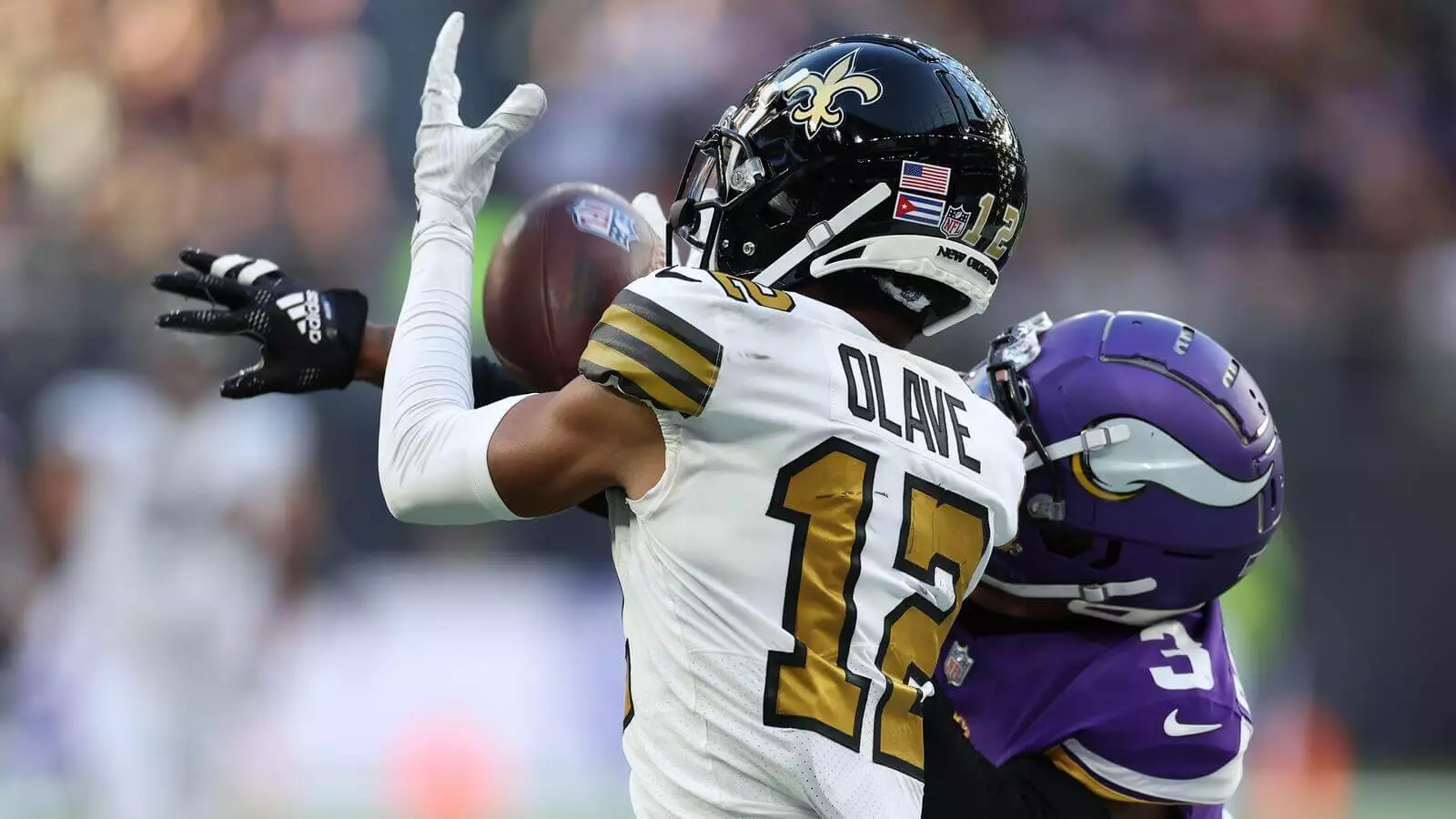 亚利桑那红雀对新奥尔良圣徒的投注技巧