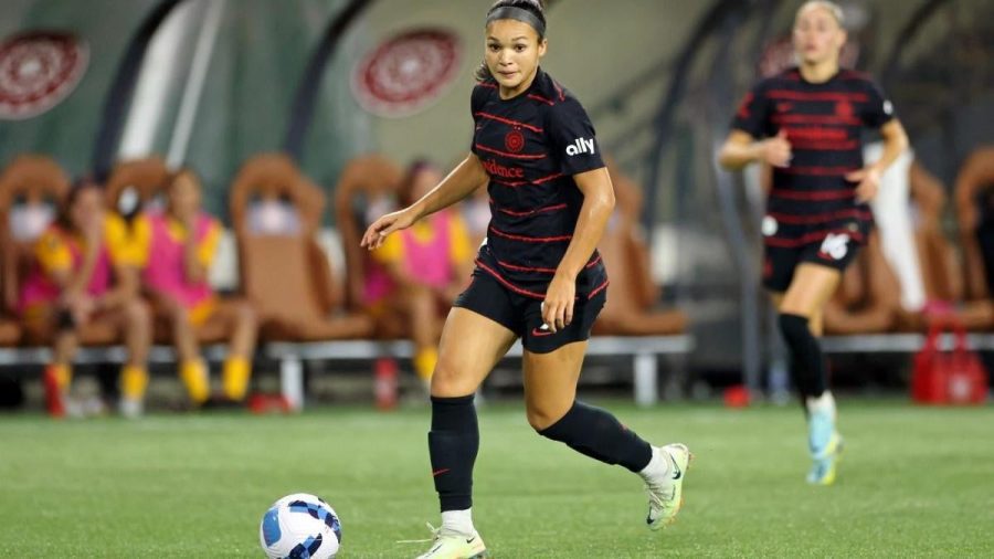 2022年NWSL奖项：波特兰桑斯队明星索菲亚-史密斯获得MVP,纳奥米-吉玛获得最佳新秀和后卫奖