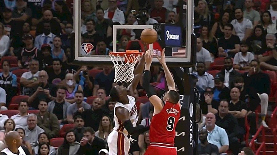 迈阿密热火队对芝加哥公牛队的预测,热火队在进步，公牛队在蹒跚学步