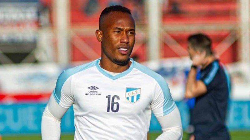 哥伦比亚人巴兰塔在训练中晕倒，死亡