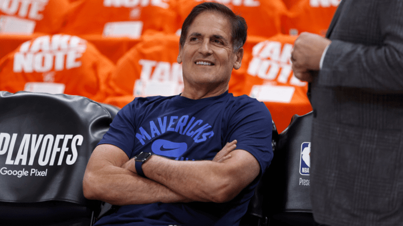 马克-库班否认小牛队本可在2022年1月签下贾伦-布伦森，并指责布伦森的父亲出走