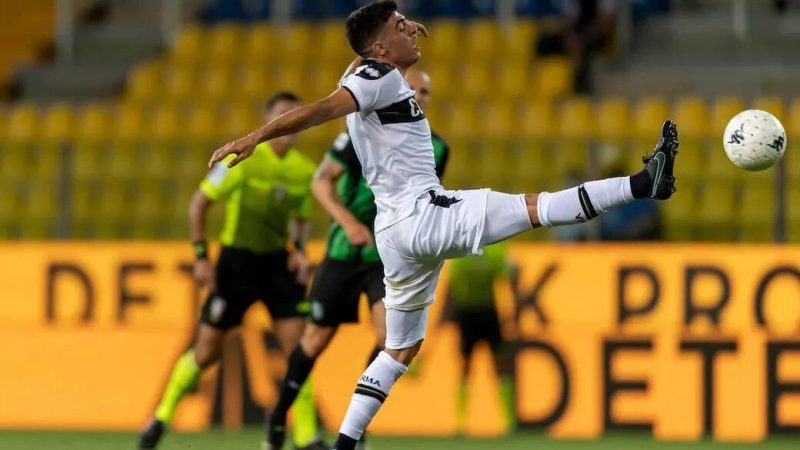 莱昂俱乐部对桑托斯拉古纳的预测,桑托斯-拉古纳能挡住他们的头球吗？