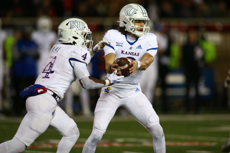 德克萨斯VS堪萨斯的赔率、让分盘、分析和预测