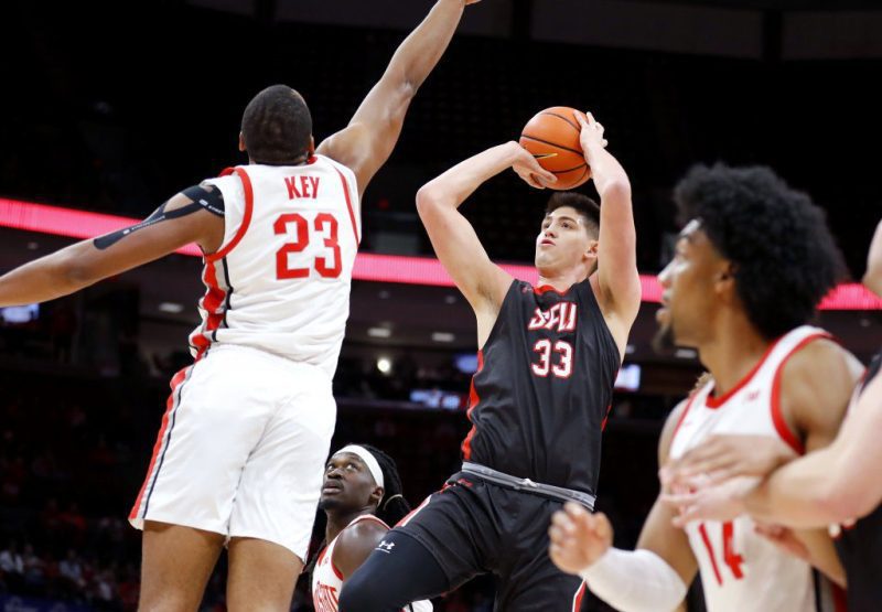 圣弗朗西斯宾夕法尼亚州对圣弗朗西斯纽约州的赔率和预测（2月16日）