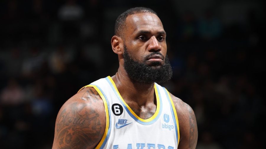 勒布朗将缺席对阵爵士的比赛,贝弗利、沃克也将缺席