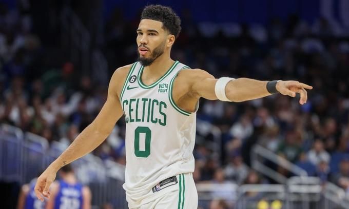 波士顿凯尔特人对菲尼克斯太阳队的预测,太阳队会在TD花园为凯尔特人队找到一个合适的答案吗？