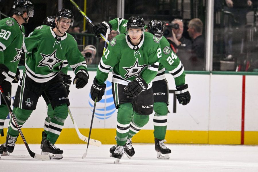 游骑兵对明星队的赔率、推荐和如何观看（10月29日）