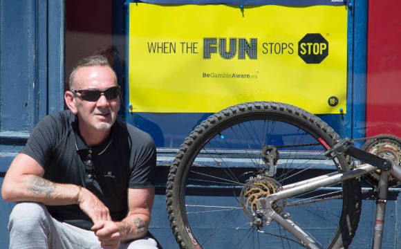 GambleAware开始为评估和学习伙伴招标