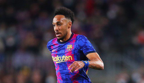 安东尼转会曼联的巨额交易成为英超转会的头条