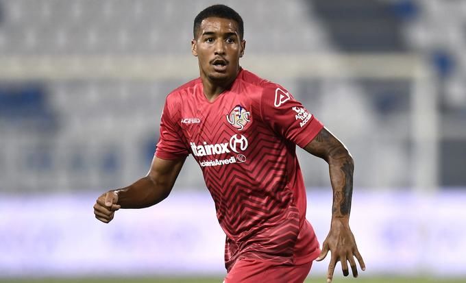 维罗纳对克雷莫内塞的预测,主队的双重机会