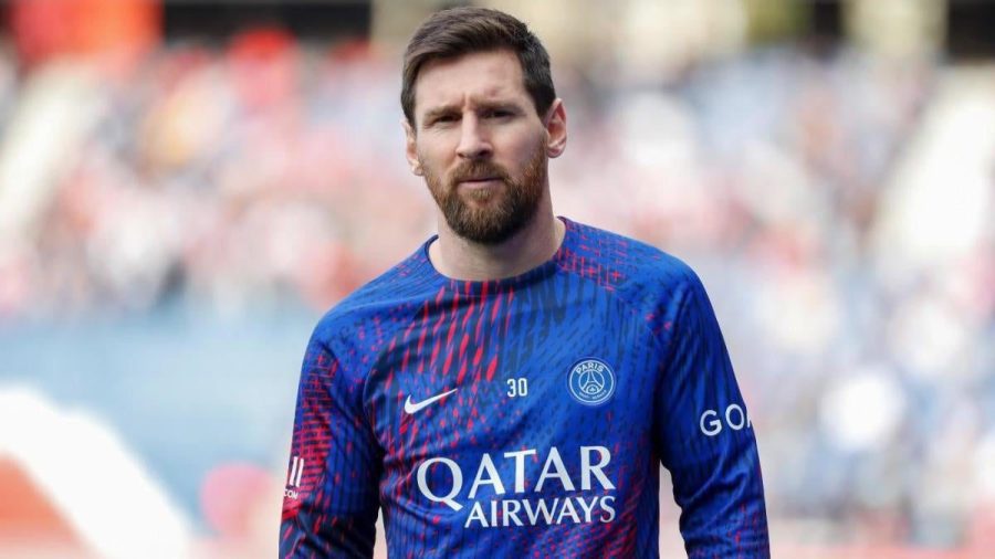 2022年世界杯,梅西在PSG的赛季中取得了令人印象深刻的开局，为与阿根廷队的比赛做好准备