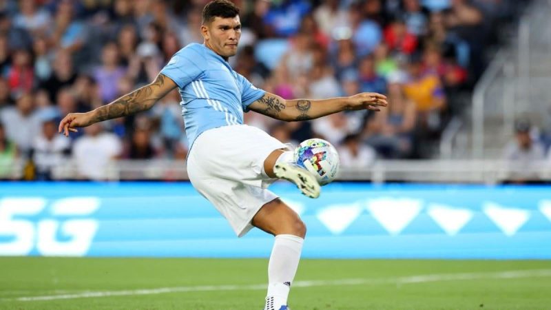 美国国家队名册,三大看点包括前锋布兰登-巴斯克斯，亚历杭德罗-曾德哈斯之争