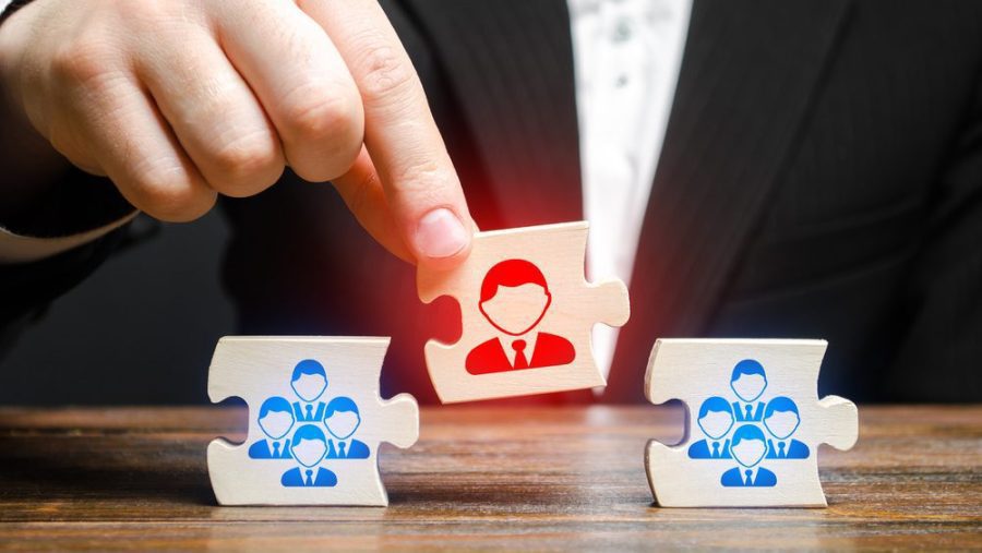 SBC通过聘用重要的高级管理人员为未来的发展确定方向