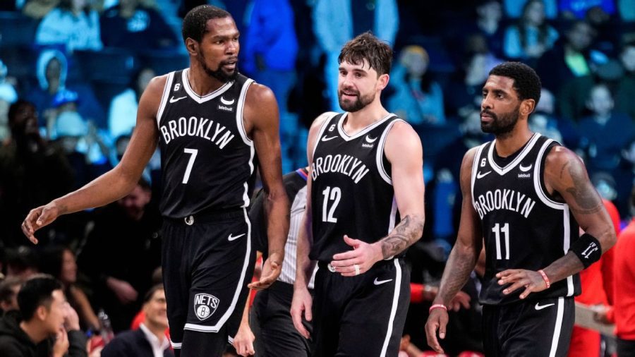 篮网队对阵步行者队的比赛中，凯文-杜兰特、凯里-欧文和其他几名篮网队球员都将休战