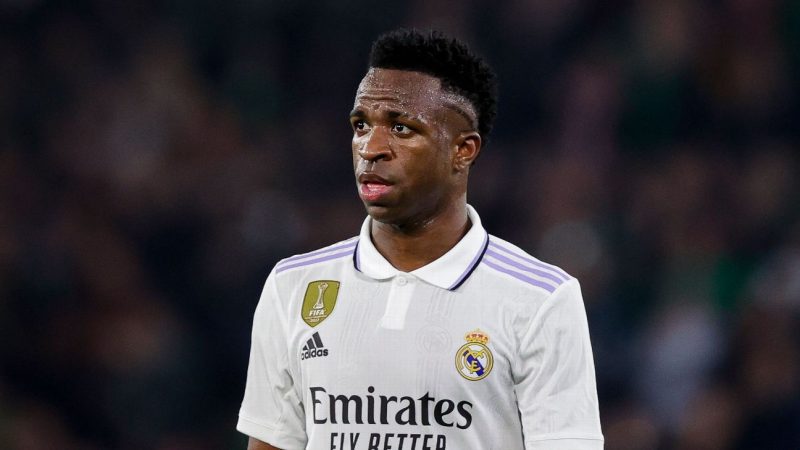 西甲第8次报告小维尼在克拉西科比赛后的虐待事件