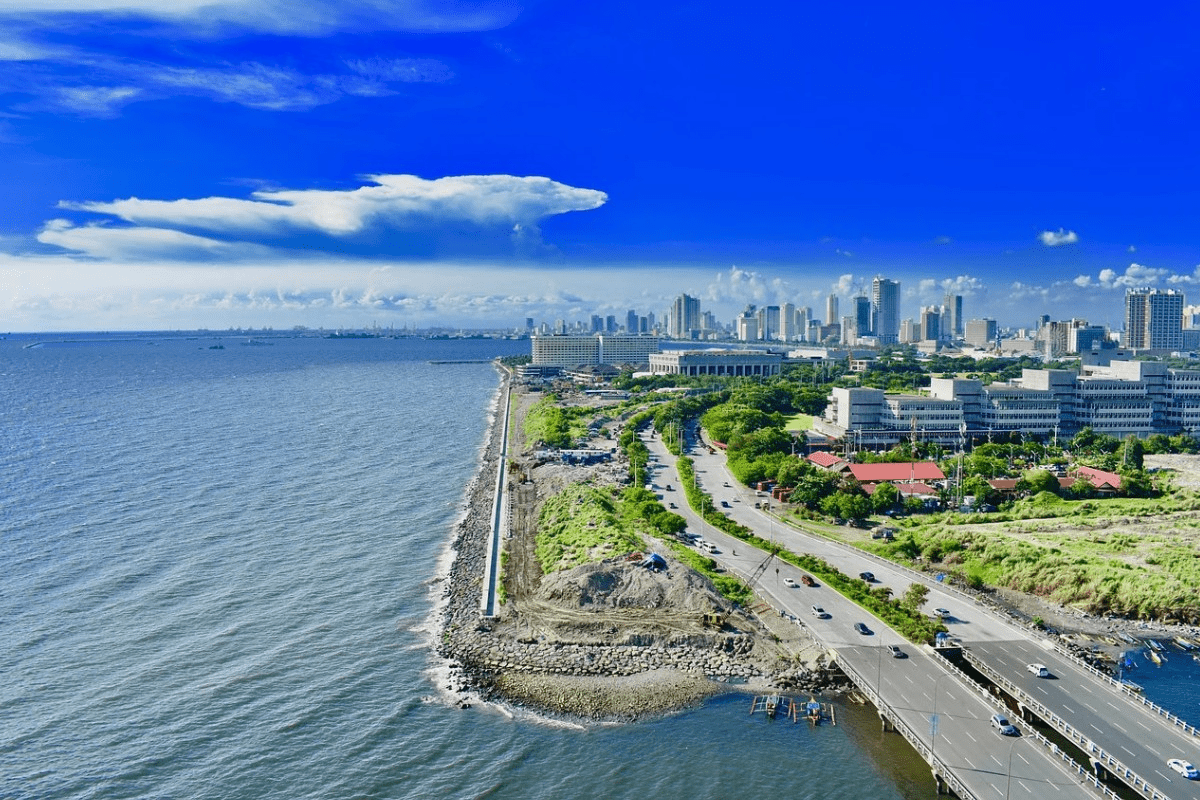 菲律宾,2022年，156名非法境外博彩业者被驱逐出境