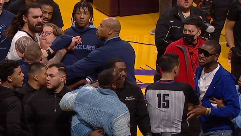 灰熊队和前NFL明星夏普因纠纷而分开