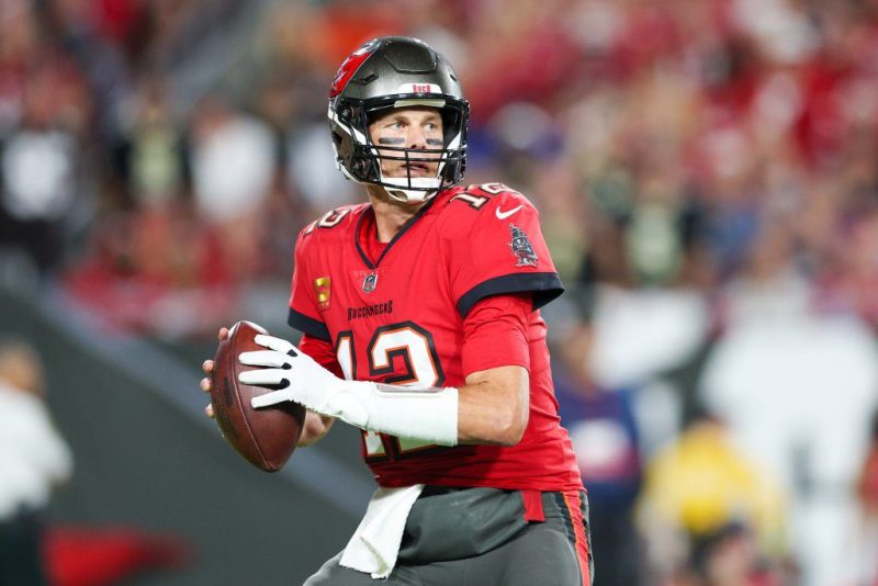 步行者对阵49人的得分–布雷迪能否刺穿49人的强硬防线？