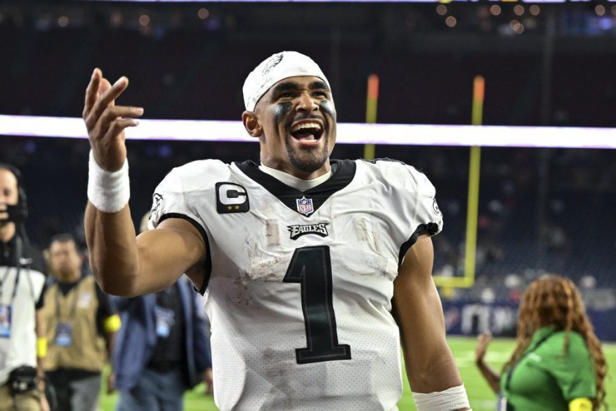 约什-艾伦在NFL MVP赔率中仍被看好，但马霍姆斯和赫兹正在缩小差距