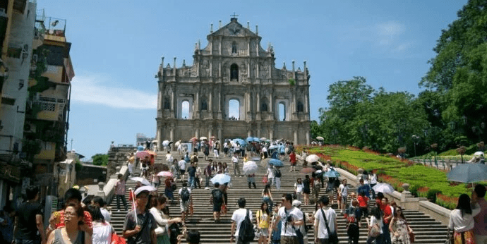 澳门考虑减税来让博彩公司发展更多的非中国用户