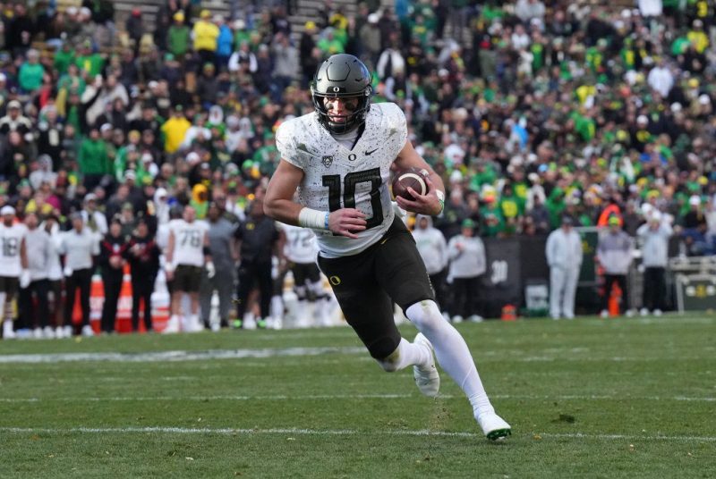 第10周后的海斯曼赔率：博-尼克斯取得重大进展