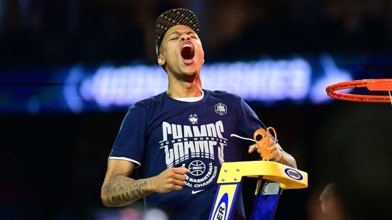 康涅狄格大学的霍金斯乘着冠军的东风参加选秀