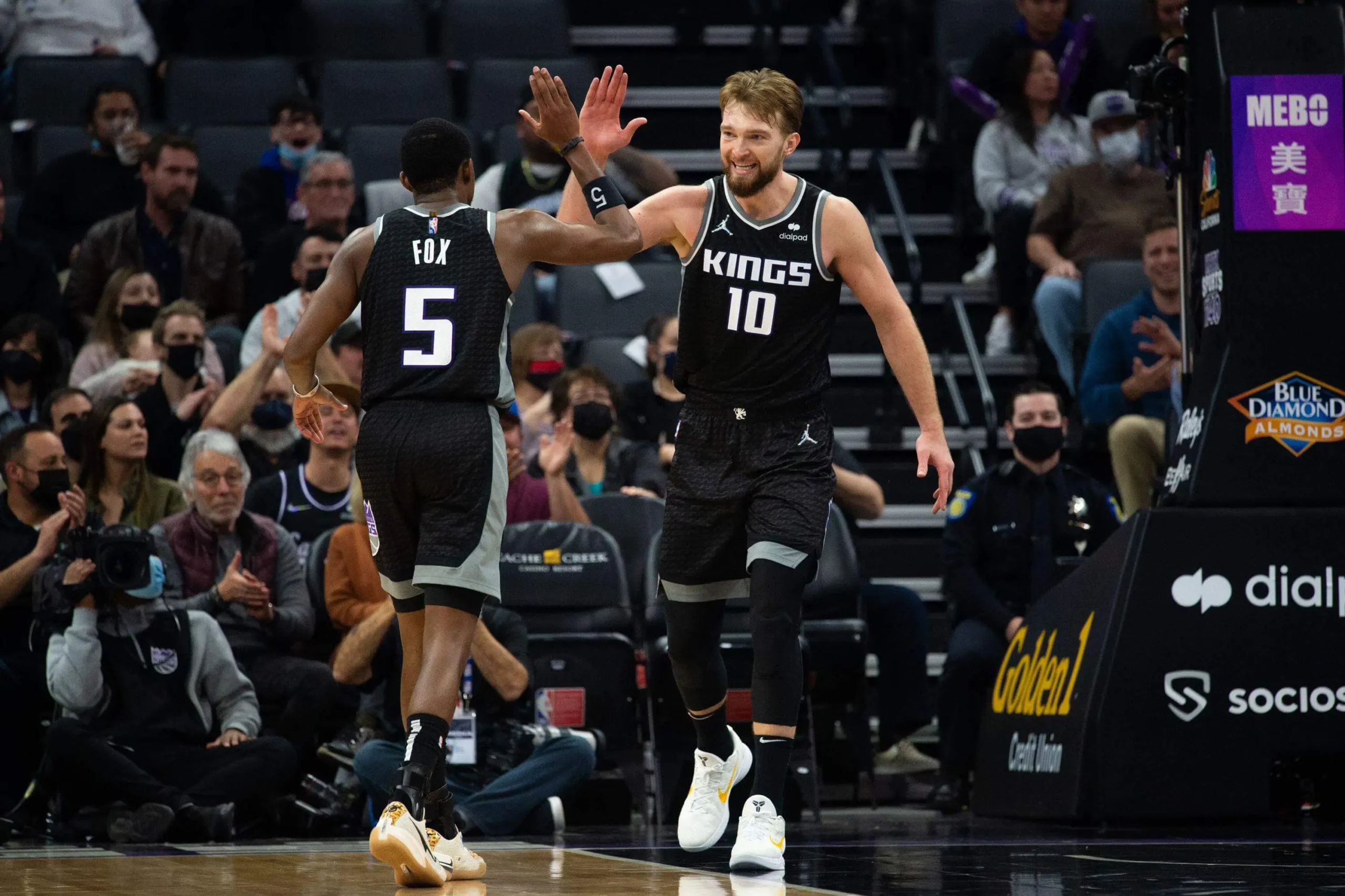 夏洛特黄蜂队对萨克拉门托国王队的投注建议,支持萨克拉门托4.00的赌注生成器