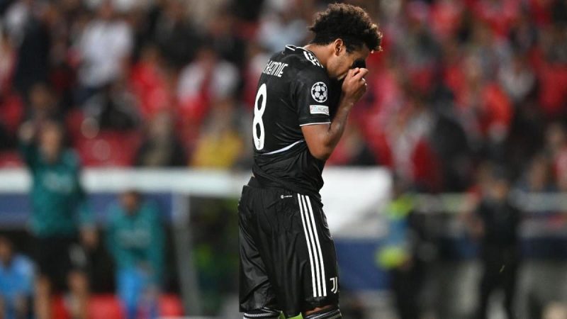 尤文图斯在欧洲冠军联赛小组赛中惨遭淘汰,马西米利亚诺-阿莱格里的球队失败的三个原因