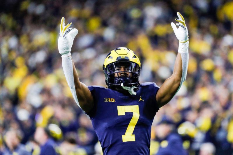 密歇根大学VS德克萨斯大学的赔率、盘口选择和预测：菲斯塔碗CFP半决赛