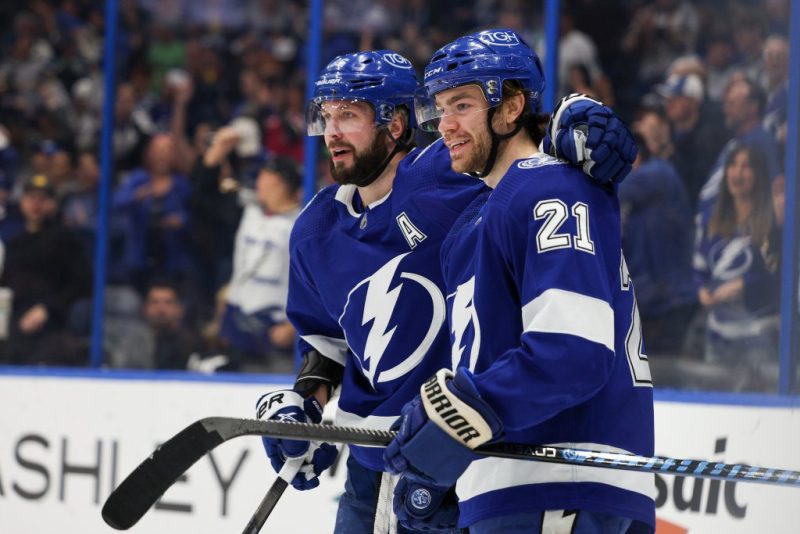 雪崩VS闪电的赔率，选择和预测（2月9日）