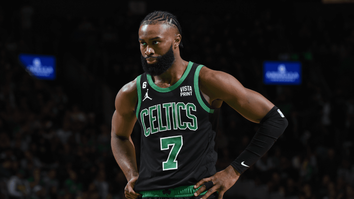 杰伦-布朗称凯尔特人在尴尬地输给雷霆后 