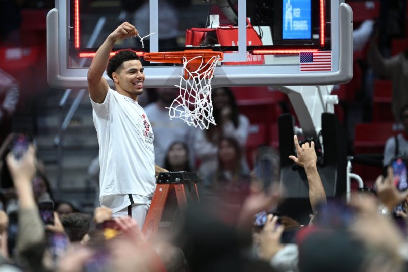 查尔斯顿VS圣地亚哥州立大学的赔率、让分盘和预测（3月16日）