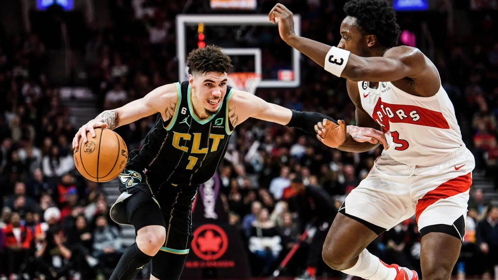 密尔沃基雄鹿队对夏洛特黄蜂队最佳投注