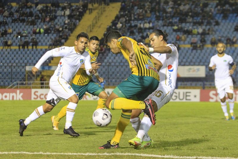 科穆尼卡斯FC VS 瓜斯塔托亚 预测,主队获胜