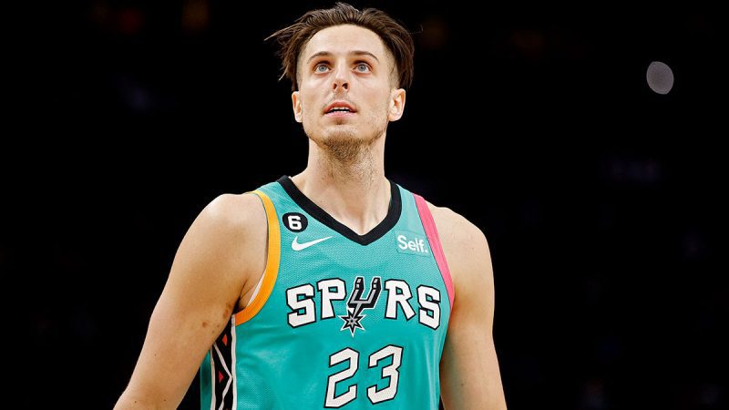 NBA球员预言和预测： 开拓者对马刺（4月6日），投注扎克-科林斯