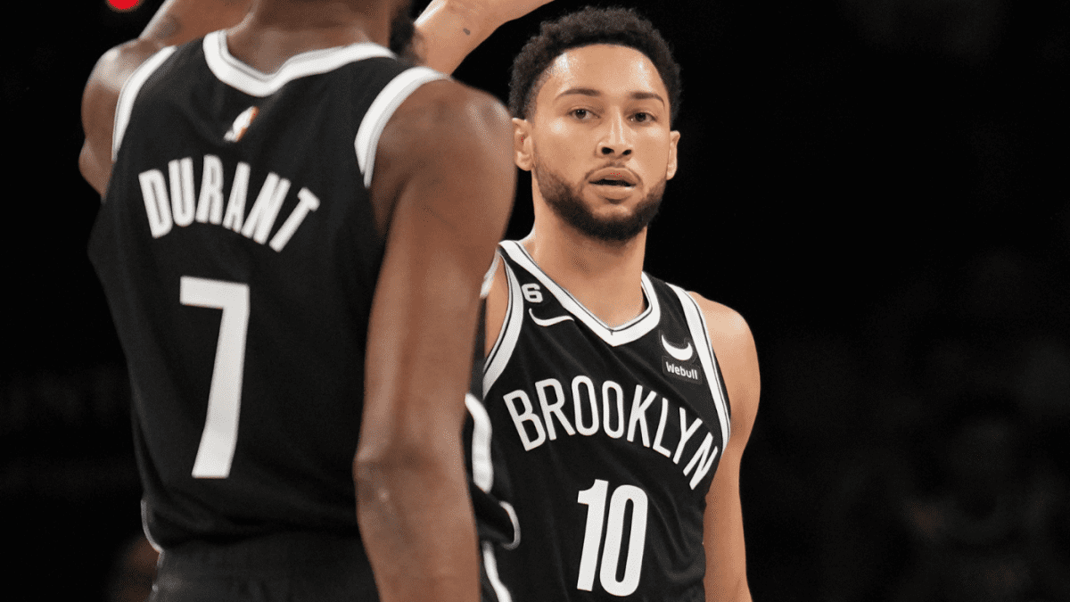 凯文-杜兰特交易的赢家和输家,为什么火箭队和本-西蒙斯从太阳队的交易中受益,对湖人队来说是个坏消息