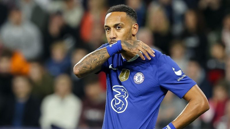 奥巴梅扬被排除在切尔西欧冠阵容之外