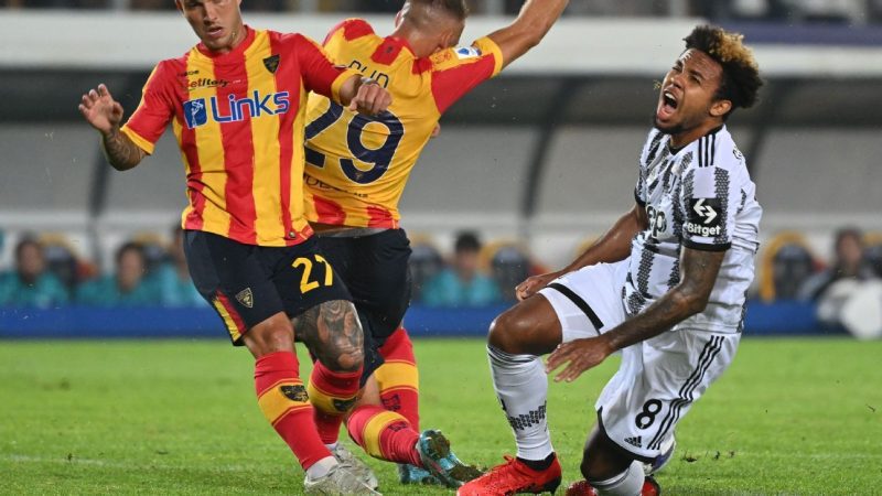 麦肯尼增加了美国国家队WCup的伤病担忧