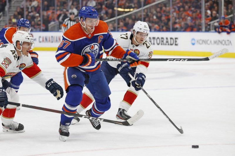 油人队对黑鹰队的赔率、盘口、预测和预报（11月30日）