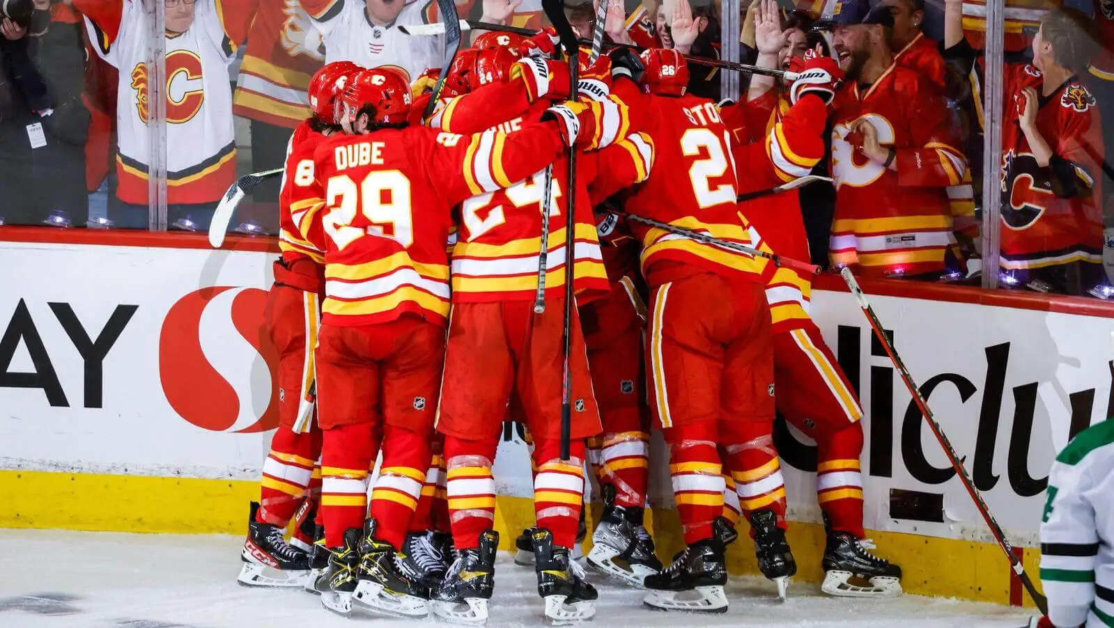 卡尔加里火焰队对亚利桑那郊狼队最佳投注