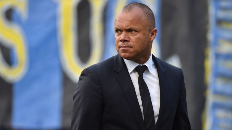 斯图尔特离职继续美国领导层的动荡